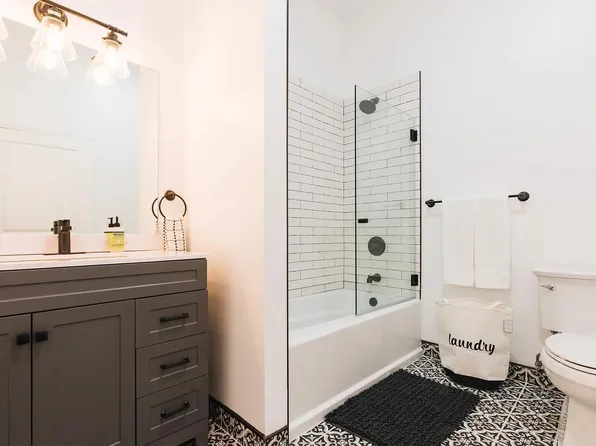 320 Central Avenue image 17 of 28