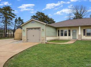 1510 Villa Dr, De Soto, MO 63020