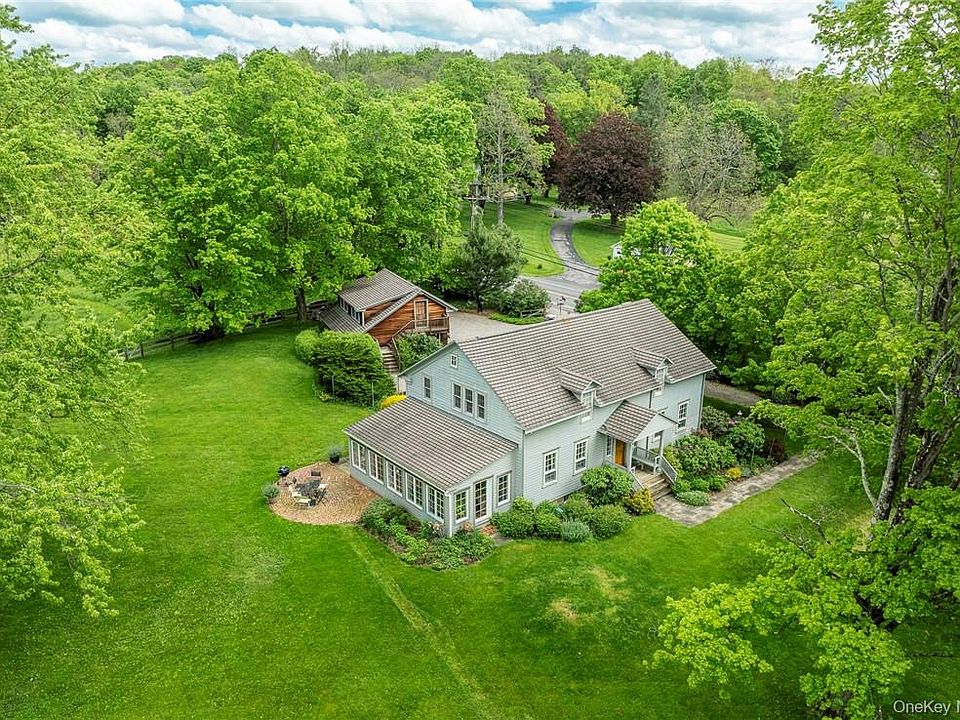 1st image of 1282 Hollow Rd