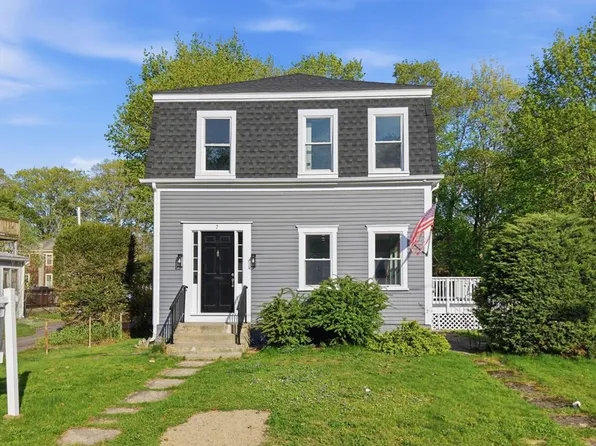 7 Myrtle St, Middleboro, MA 02346