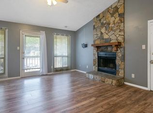 1908 Tryon Dr, Fayetteville, NC 28303