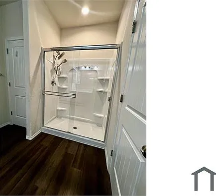 10922 Airmen Dr — Photo 7