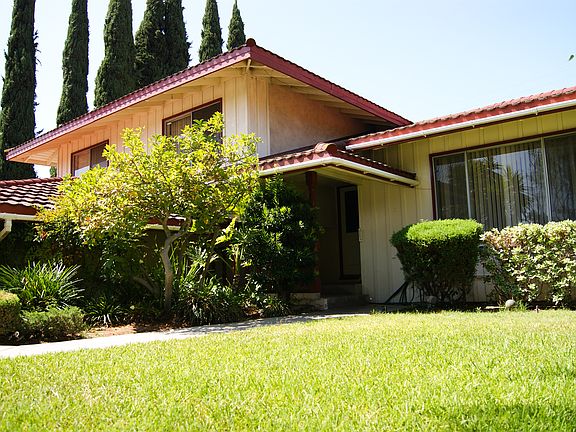 2nd image of 15466 Del Prado Dr