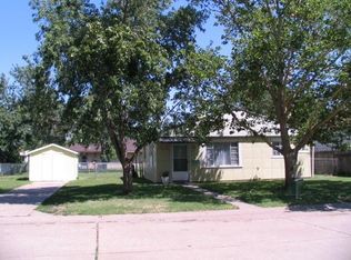 1406 Coolidge St, Great Bend, KS 67530