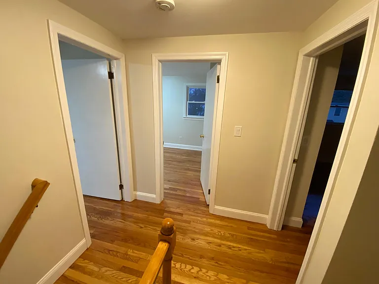 211 Hillside Ave — Photo 7