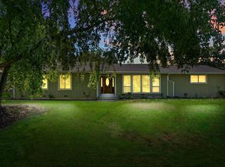 10011 Collings Rd, Wilton, CA 95693