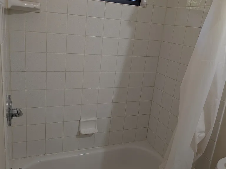 1607 Redwing Ave #1 — Photo 4