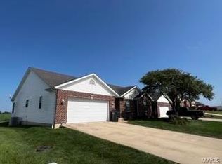714 Marney Ln, Waterloo, IL 62298