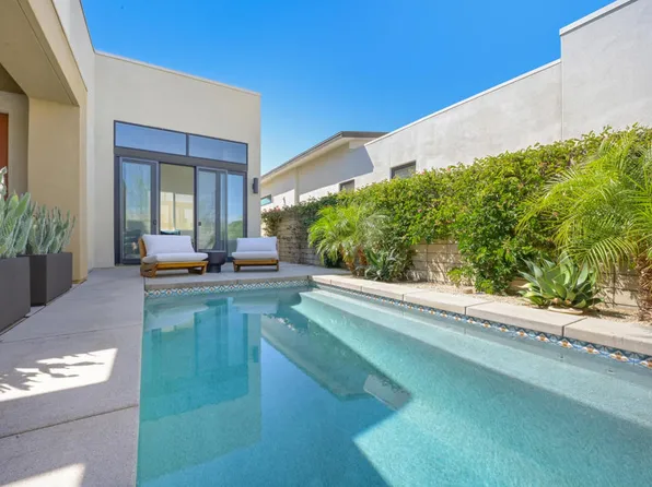 743 Fountain Dr, Palm Springs, CA 92262