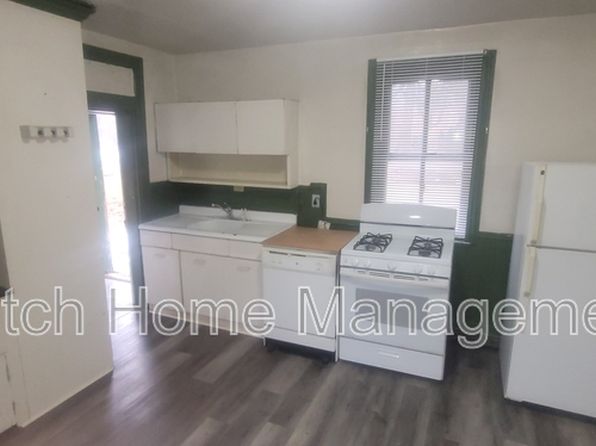 107-109 E Main St #1