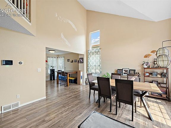 4th image of 4404 Horizonpoint Dr