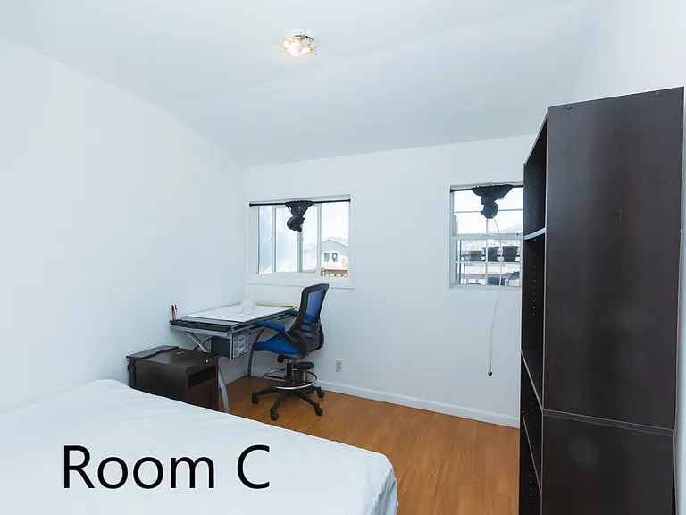322 Lisbon St #1C — Photo 6