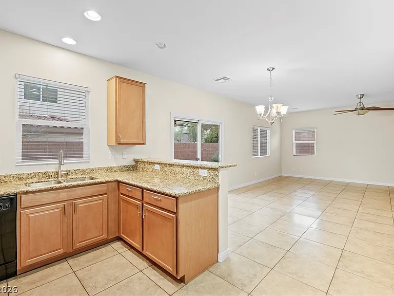 8649 Abbey Dell Ave — Photo 12