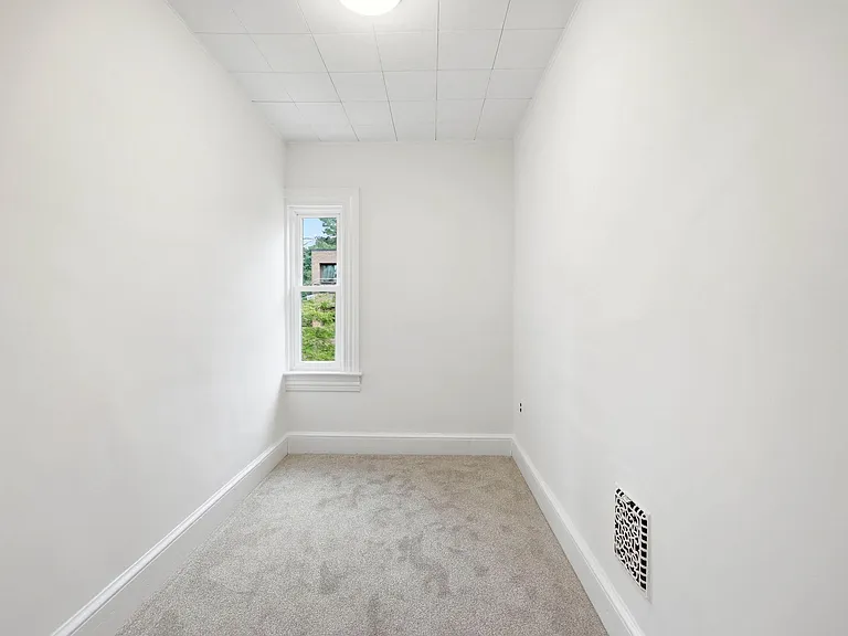 3 Willow St — Photo 14