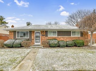 31601 Edgeworth Dr, Madison Heights, MI 48071