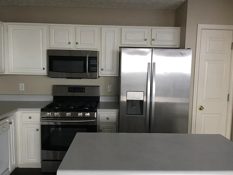 192 Ilex Dr — Photo 2