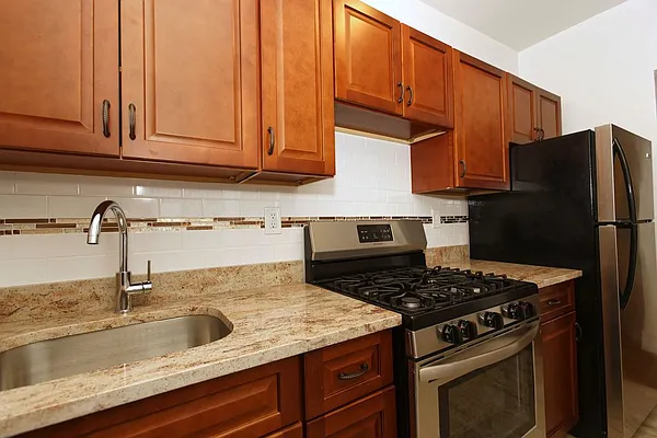 Rented by Haven Group Real Estate, LLC | media 16