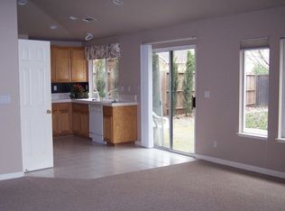 2116 Gold Ledge Ct, Gold River, CA 95670