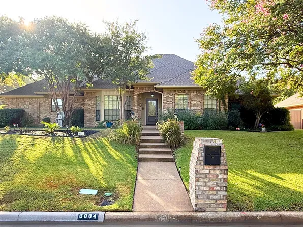 6004 Lakehurst Dr, Arlington, TX 76016