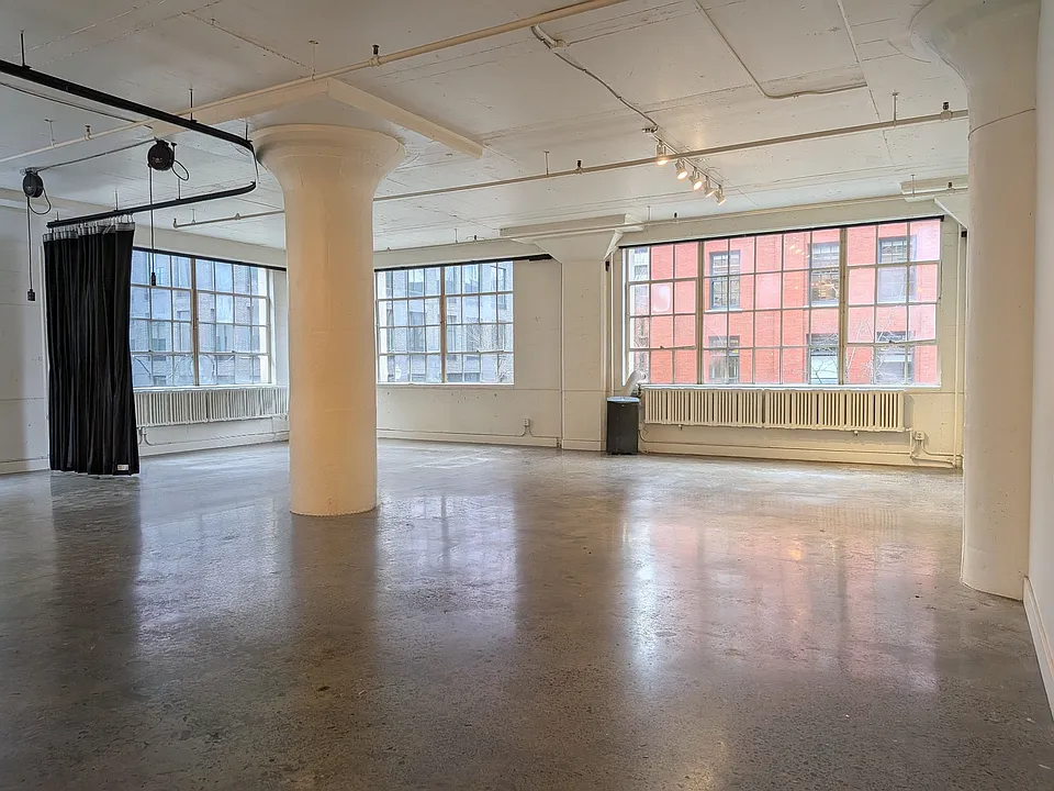 1314 NW Irving St #210