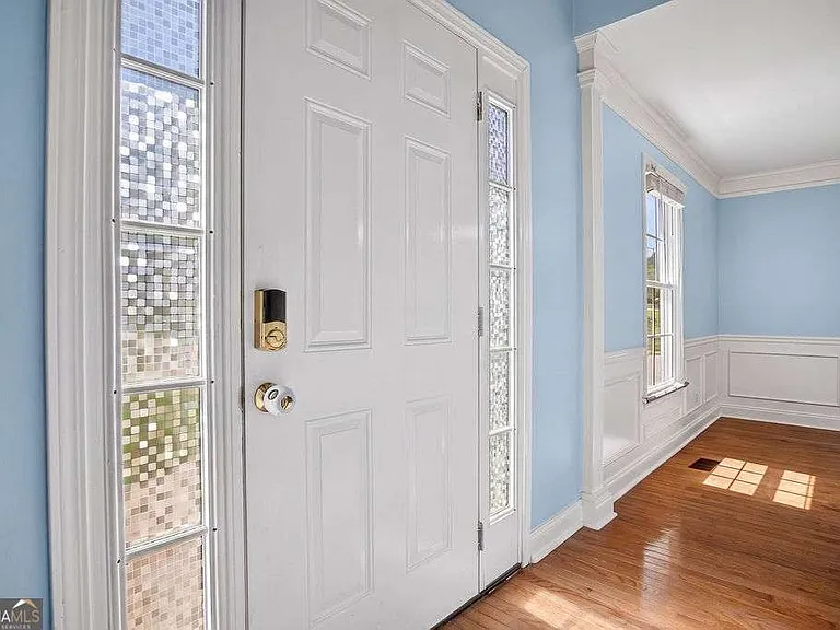 354 E Creek Bnd — Photo 3