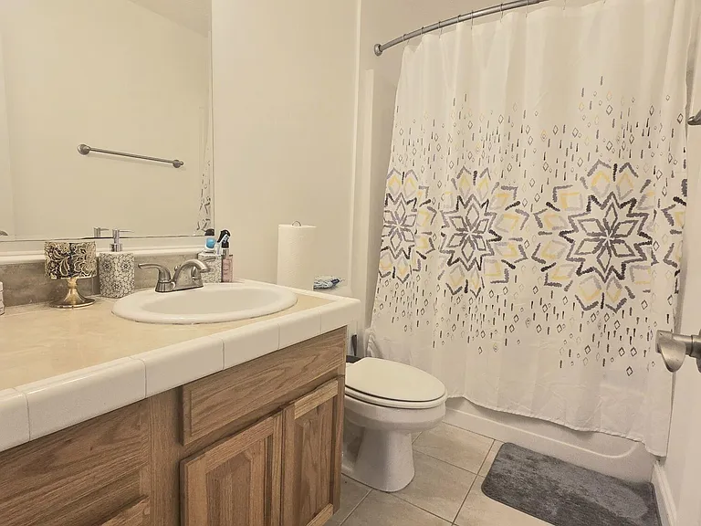 1913 Laurel Ave #A — Photo 16