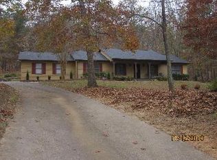 105 Holly Springs Rd, White, GA 30184