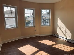 98 Orland St APT 3F, Bridgeport, CT 06605