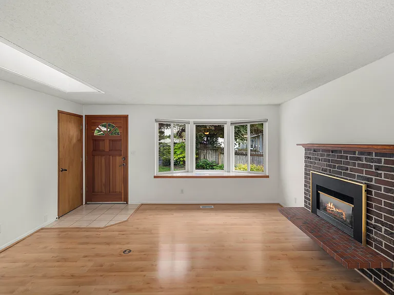 6011 156th Ave NE — Photo 8