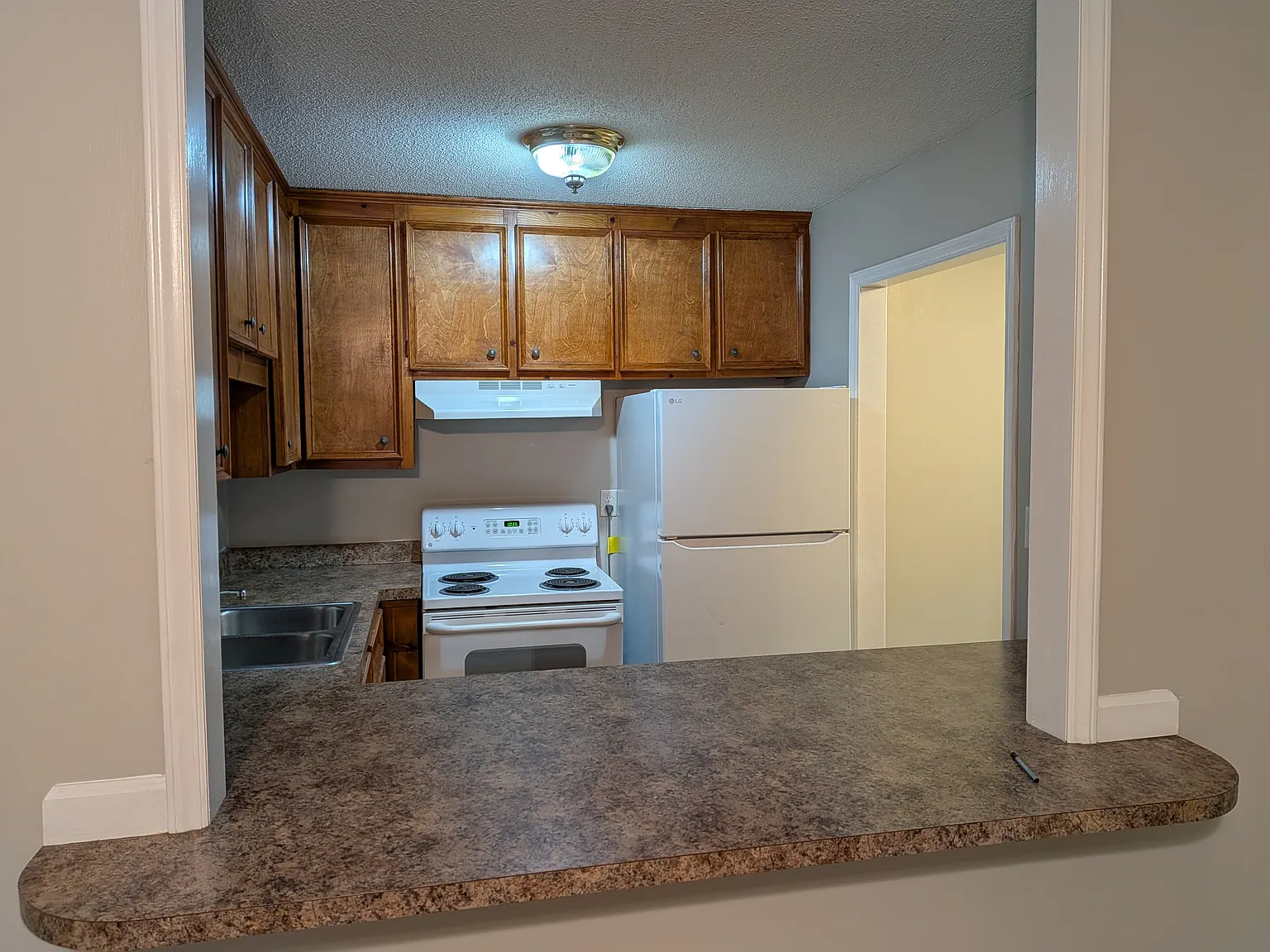 2 bed, 925 sqft, $1,150 — Photo 4