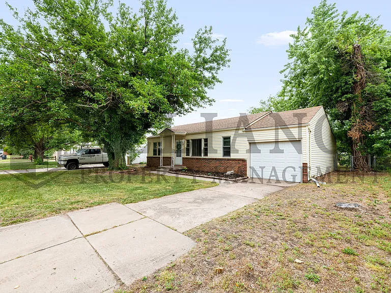 2309 W Graber St — Photo 23