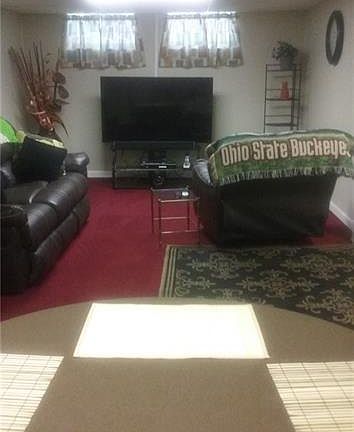 4th image of 10302 Dove Ave