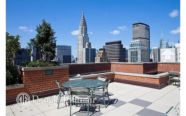 Rented by Douglas Elliman | media 15