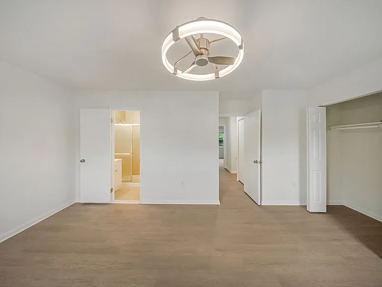 68 Orchard Dr — Photo 9
