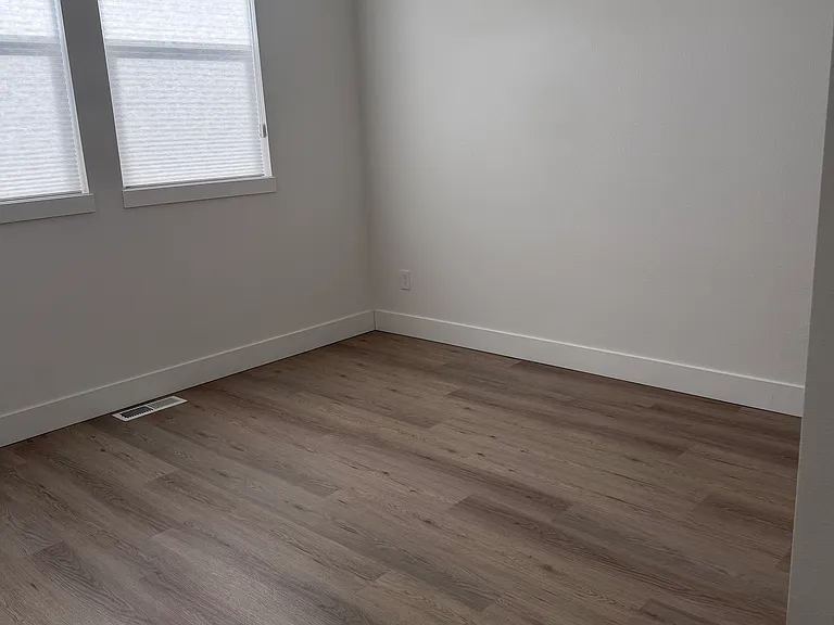 28371 S Barlow Rd — Photo 12