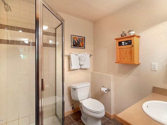 5th image of 400 Sawyer Cir. #1E
