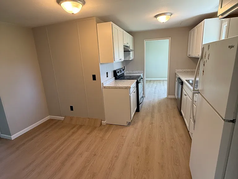 256 Hidden Valley Rd #A — Photo 15