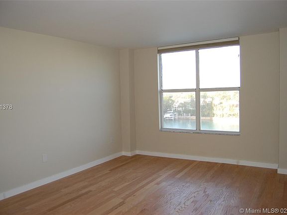 2nd image of 9721 E Bay Harbor Dr APT 4D