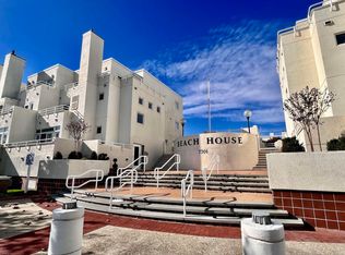 7701 Atlantic Ave APT 33A, Margate, NJ 08402