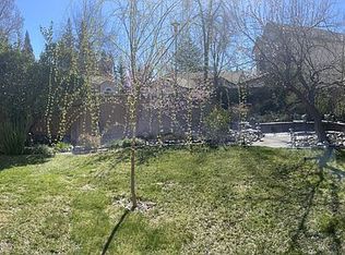 2100 Bay State Ct, Gold River, CA 95670