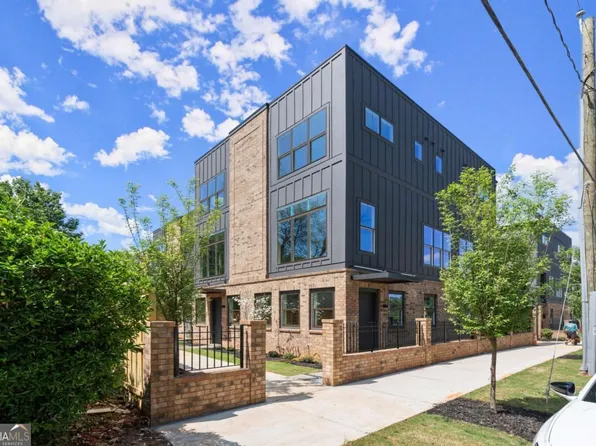 1121 Knight Walk NW, Atlanta, GA 30318