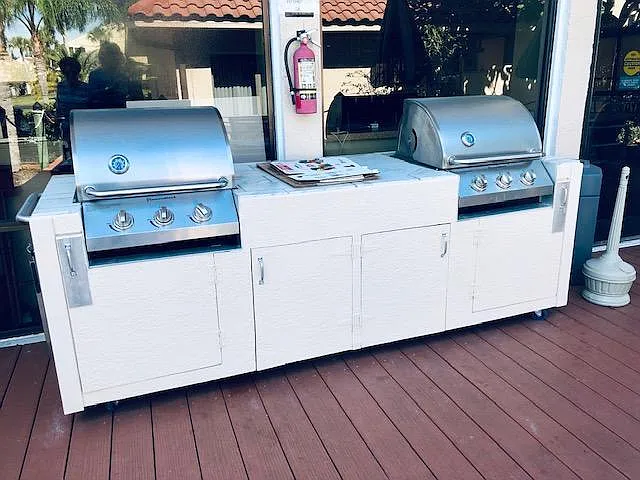 BBQ Grilling area.
