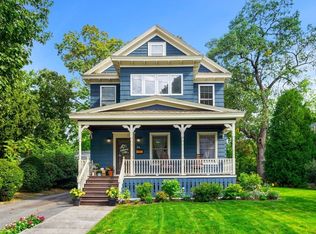 94 Sanders Ave, Lowell, MA 01851