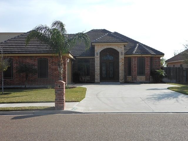 1st image of 510 Persimmon Ave