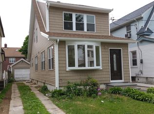 8926 188th St, Hollis, NY 11423