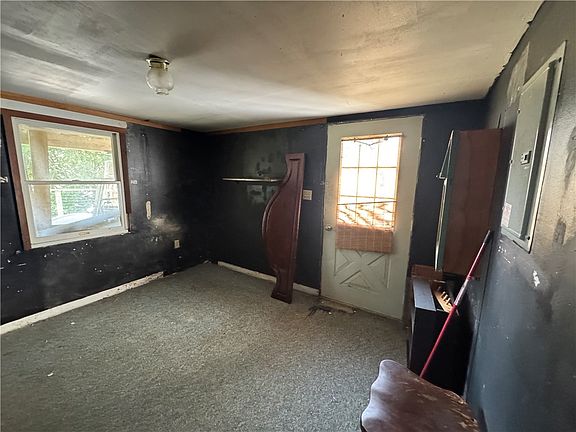 3rd image of 333 Amabell St