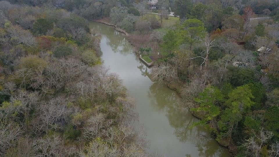 1st image of 617 Penny Ln