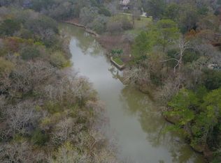 617 Penny Ln, Friendswood, TX 77546
