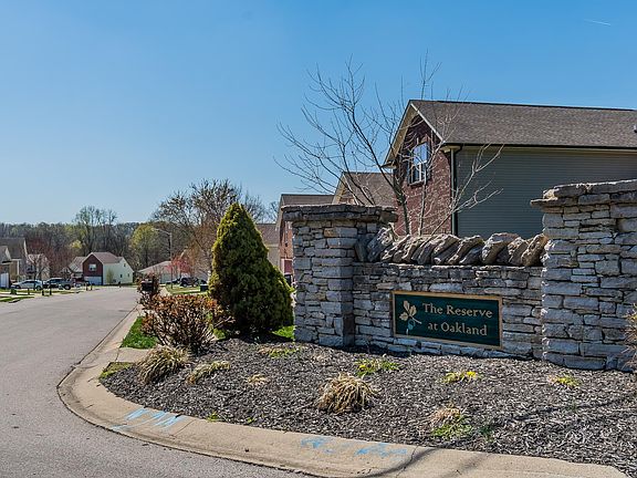 4th image of 3503 Oak Creek Dr