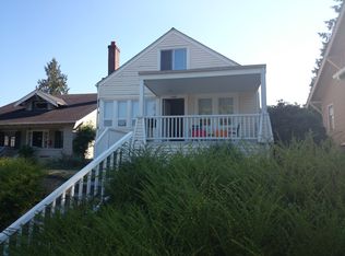 1909 NE Naomi Pl, Seattle, WA 98115
